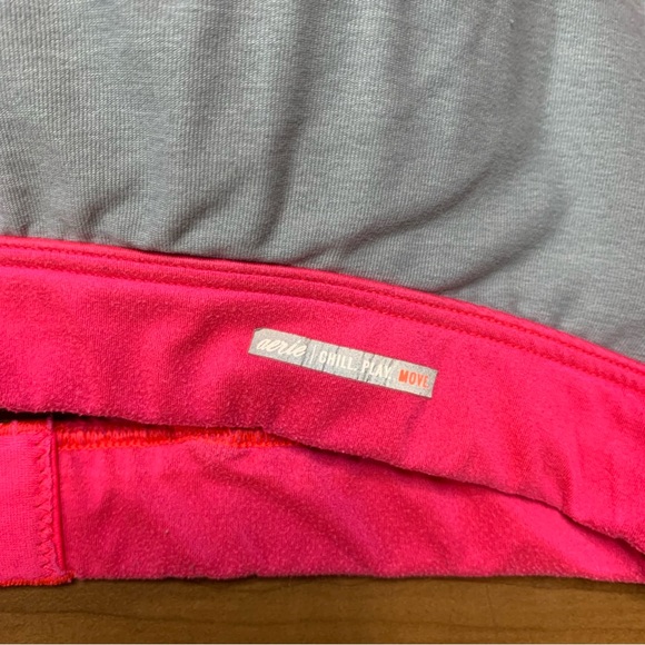 Aerie Women’s Criss Cross Sports Bra, Size 32B - Picture 2 of 6